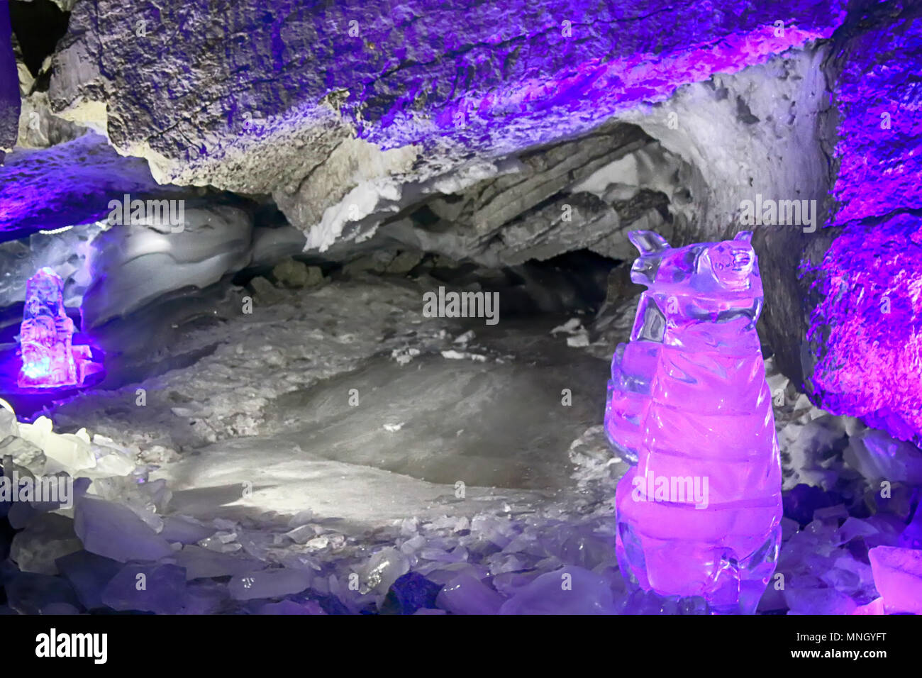 Kungur ice cave hi-res stock photography and images - Alamy