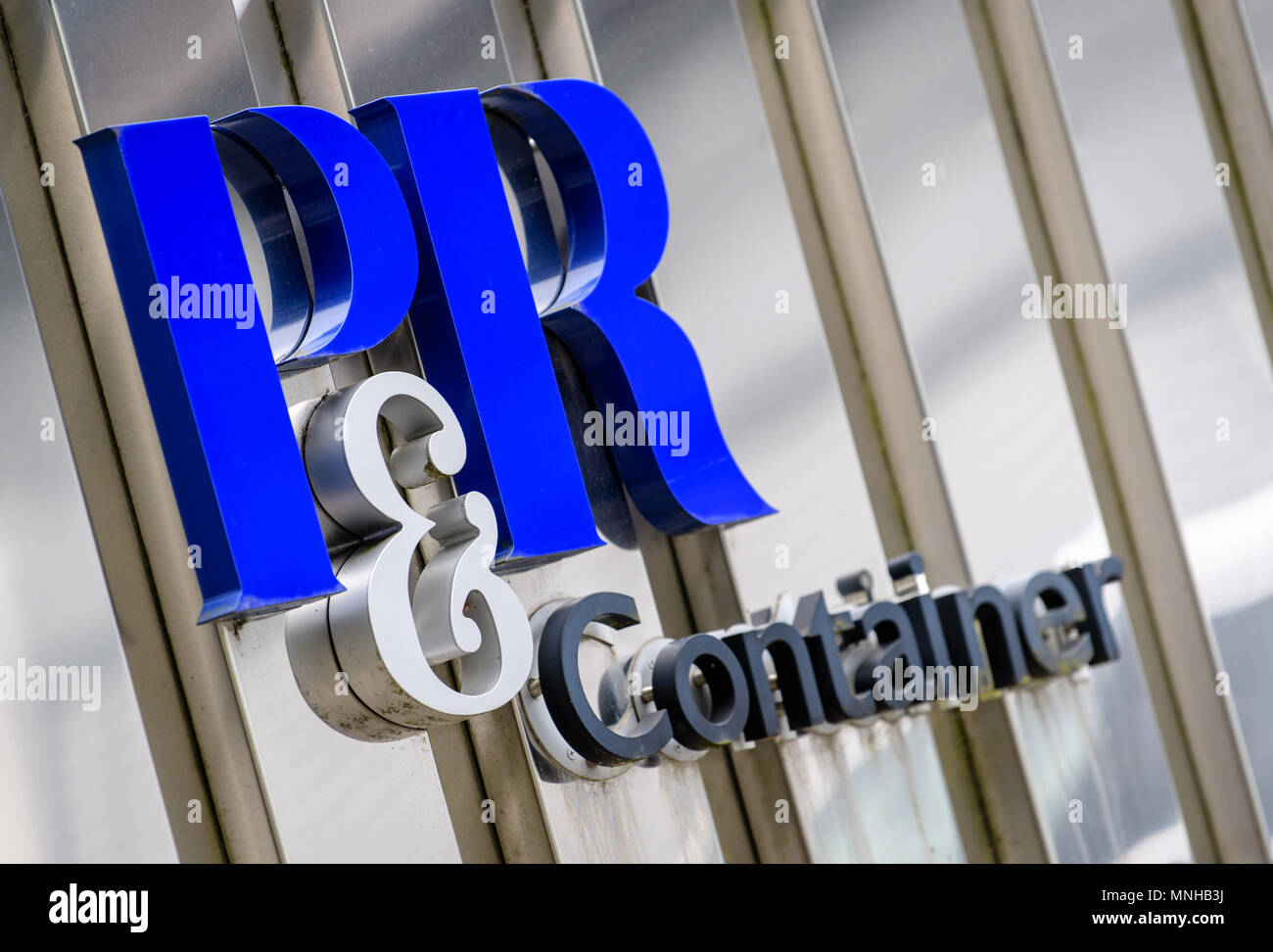 R container logo hi-res stock photography and images - Alamy