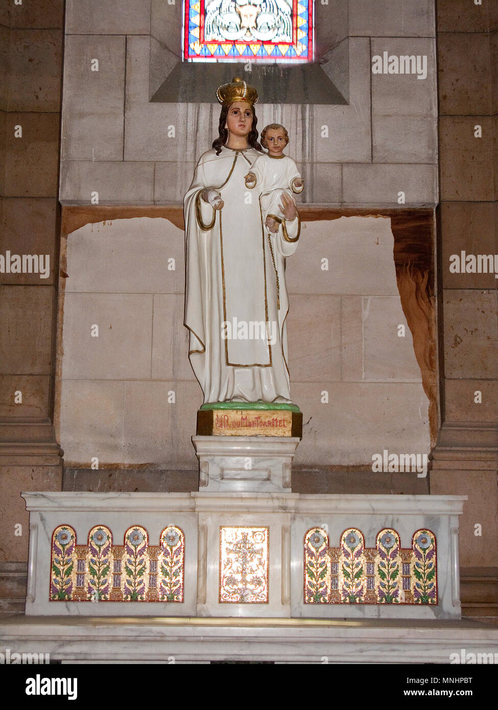 The blessed virgin Mary with child Jesus inside Cathédrale Sainte-Marie-Majeure de Marseille, Bouches-du-Rhone, Provence-Alpes-Côte d’Azur, France Stock Photo