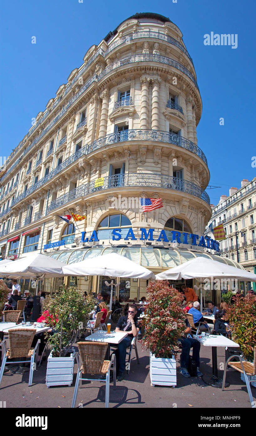 Marseille cafe hi-res stock photography and images - Alamy