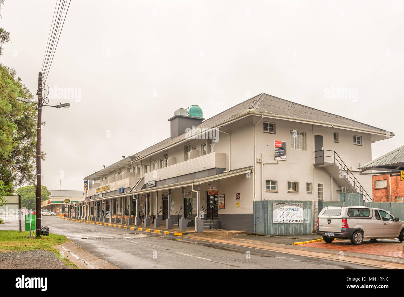 HOWICK, SOUTH AFRICA - MARCH 23, 2018: A street scene, with businesses and a hotel, at the Howick Falls in the Kwazulu-Natal Midlands Meander Stock Photo