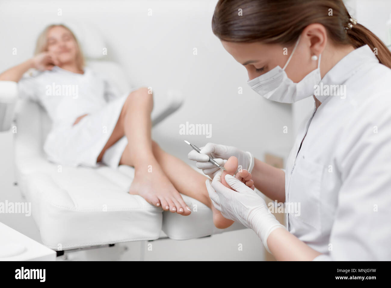 Podiatrist Doctor Stock Photos & Podiatrist Doctor Stock Images Alamy