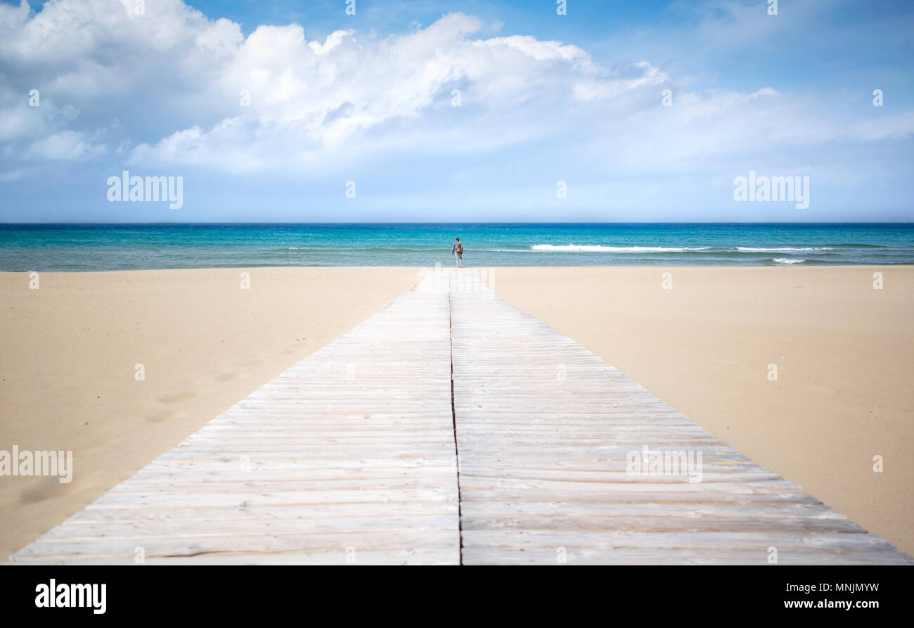 Tropical beach pier leading hi-res stock photography and images - Alamy