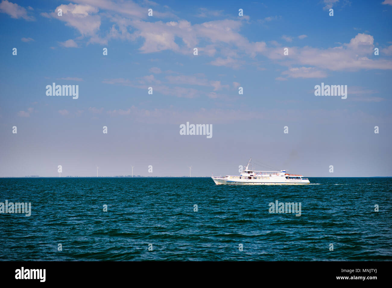 aerial top view yacht sailing in sea Stock Photo - Alamy