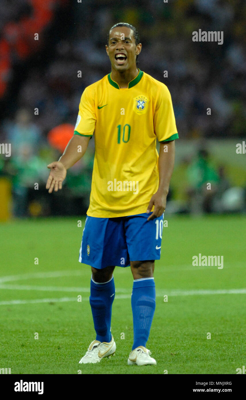 ブラジル代表 2006W杯 Ronaldinho ユニフォーム ブラジル代表 2006W杯 Ronaldinho ユニフォーム