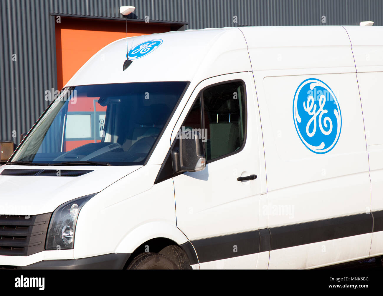 Ge aviation logo hi-res stock photography and images - Alamy