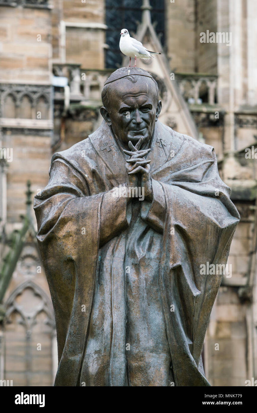 PARIS, FRANCE - February 15, 2018 :Bronze statue of John Paul II. made by Zurab Tsereteli near the cathedral Notre-Dame de Paris Stock Photo