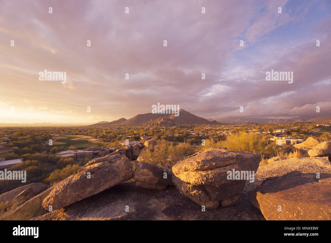 Camelback mountain arizona hi-res stock photography and images - Alamy