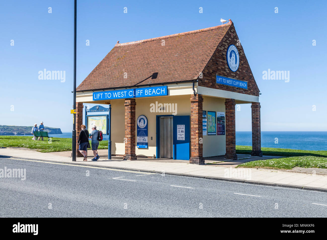 Lift to west cliff beach hires stock photography and images Alamy