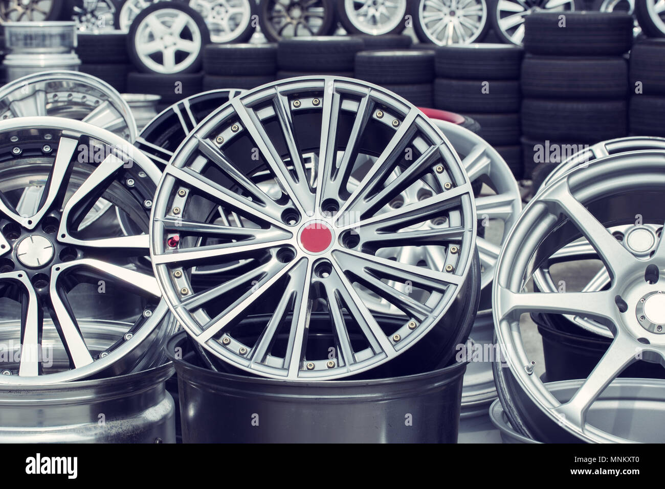 Car alloy wheels hi-res stock photography and images - Alamy