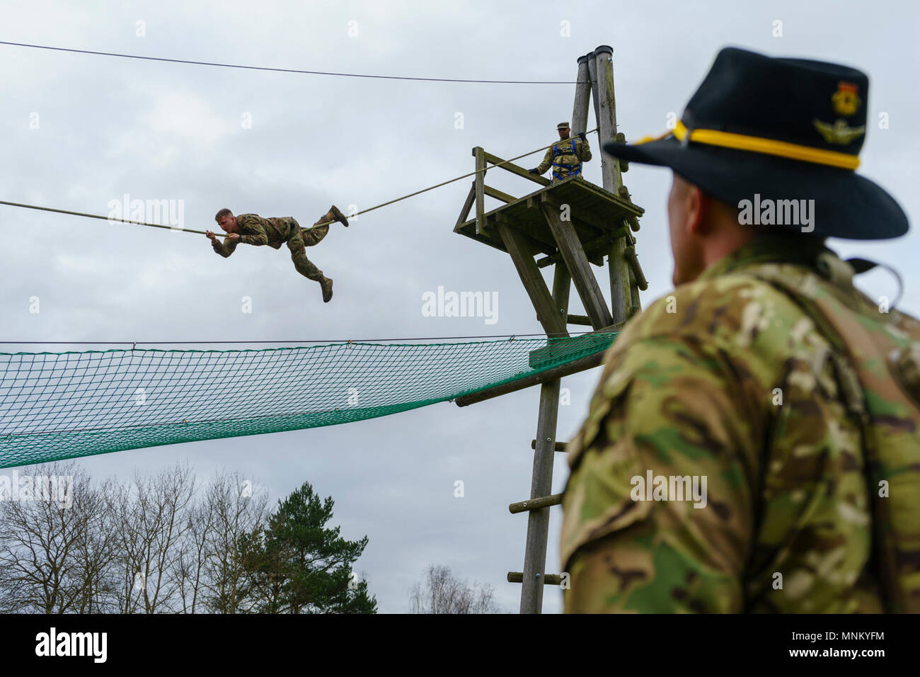 615th aviation support battalion hi-res stock photography and images ...