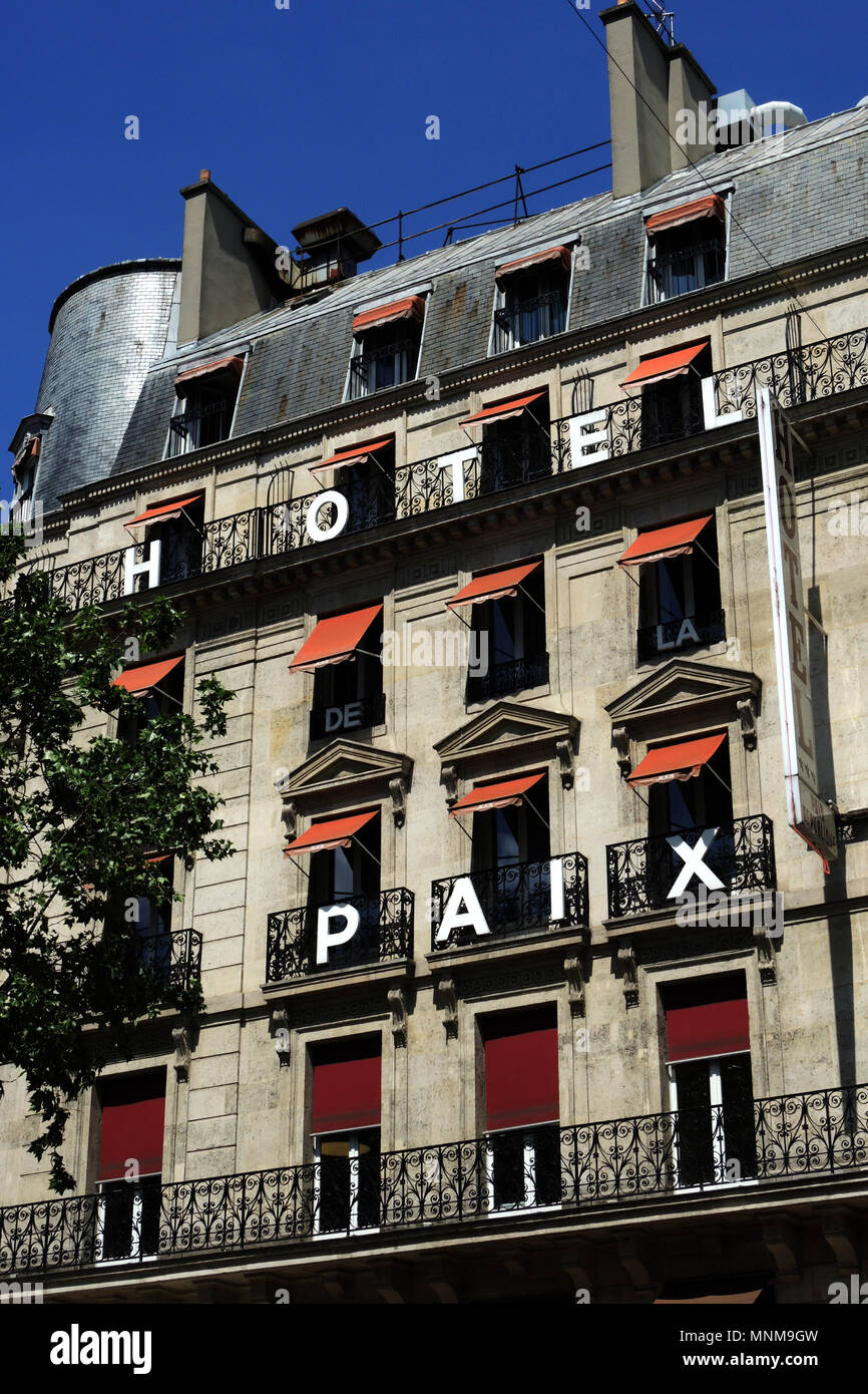 PARIS FRANCE - PARIS HOTEL - PARISIAN HOTELS - PARIS SMALL HOTEL © Frédéric BEAUMONT Stock Photo