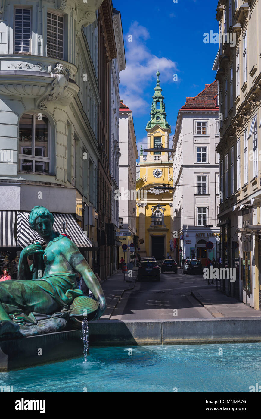 Neuer brunnen hi-res stock photography and images - Alamy
