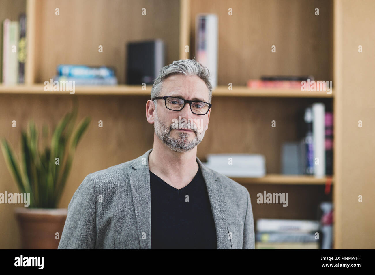 Creative office workspace hi-res stock photography and images - Alamy