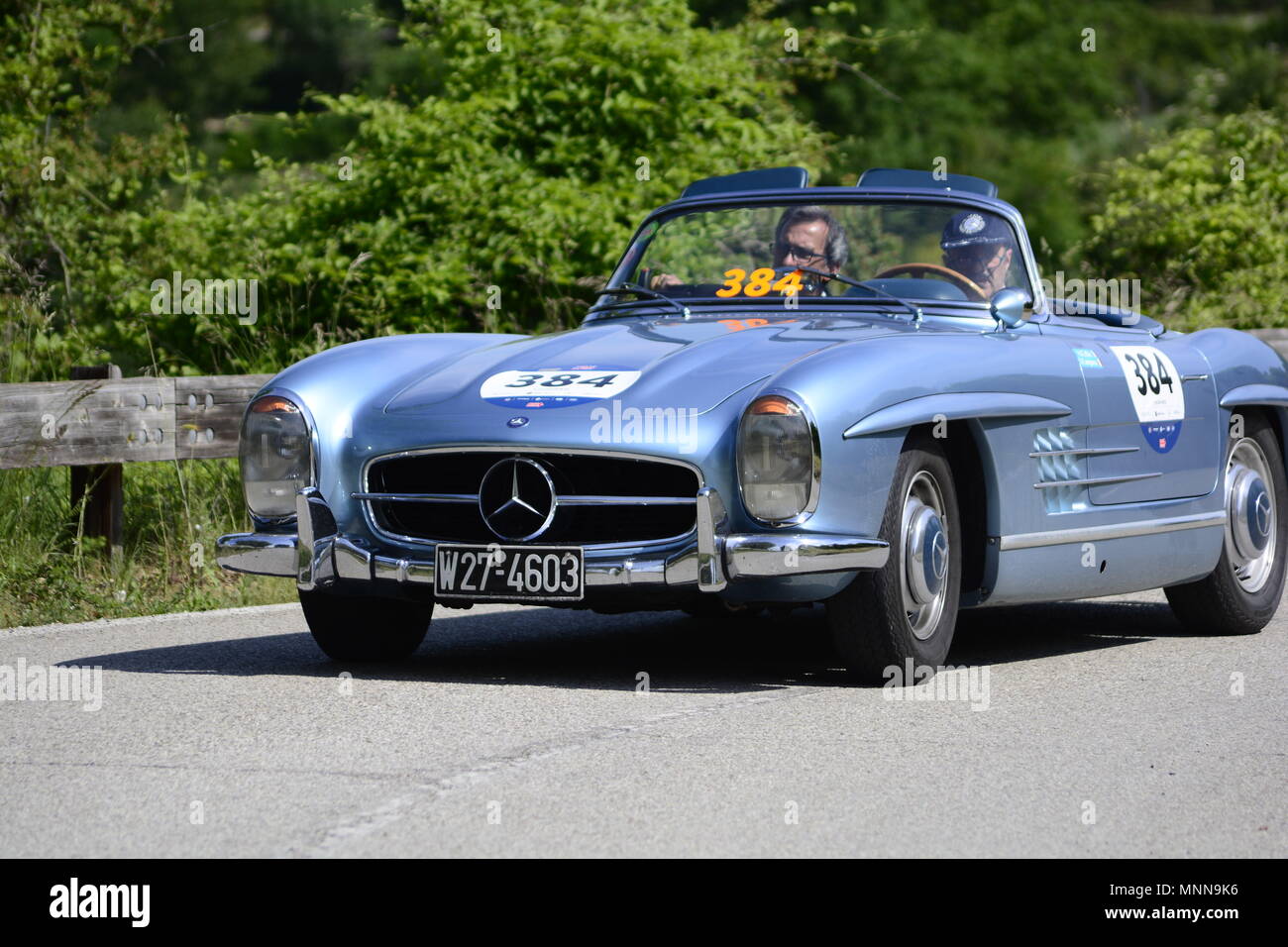 Mercedes benz 300 sl uk hi-res stock photography and images - Alamy