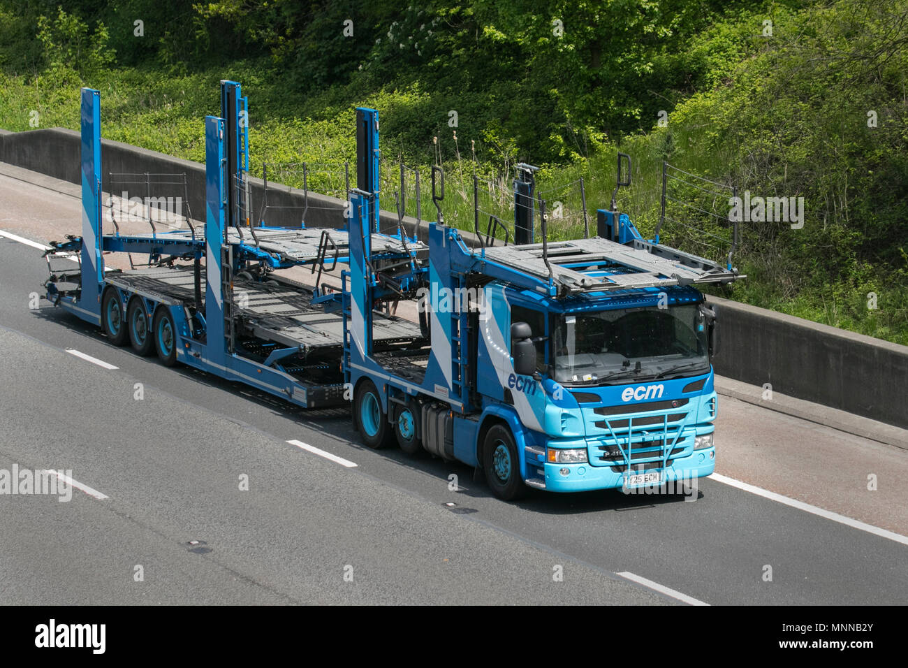 Ecm trucks hires stock photography and images Alamy
