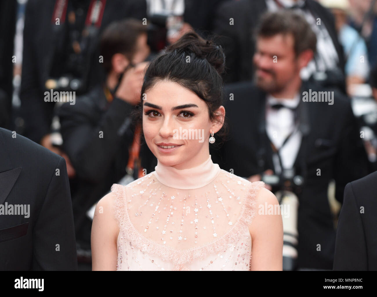 Cannes, France. 18th May, 2018. Hazar Erguclu attends the 'Ahlat Agaci' premiere during the 71st Cannes film festival. Credit: Idealink Photography/Alamy Live News Stock Photo