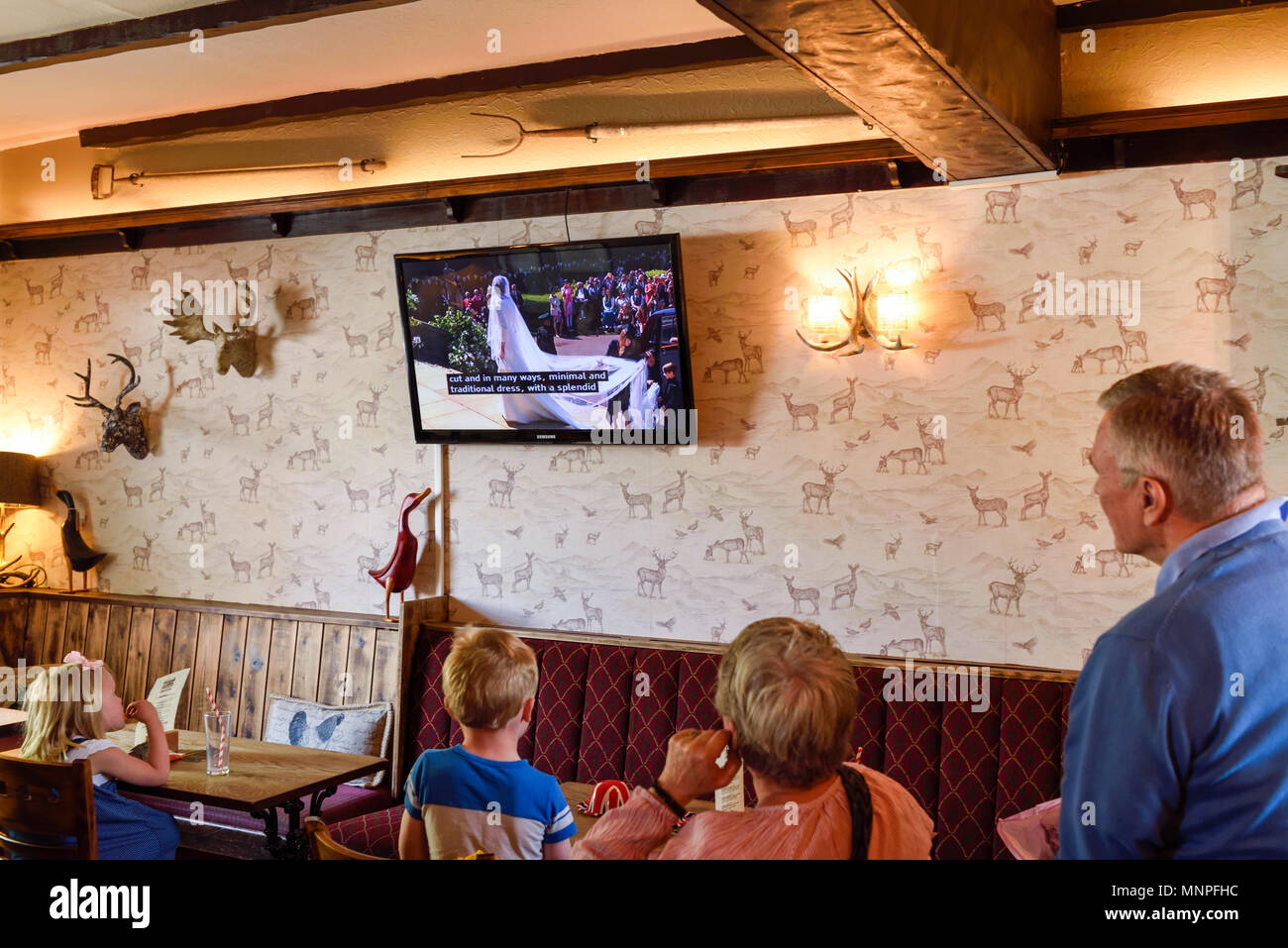 Orston, Nottinghamshire, UK: 19th May 2018. Villagers in the Nottinghamshire village of Orston celebrate with a street party and church service the royal wedding of Prince Harry and Meghan Markle.Durham Ox Inn Orston village pub. Credit: Ian Francis/Alamy Live News Credit: Ian Francis/Alamy Live News Stock Photo