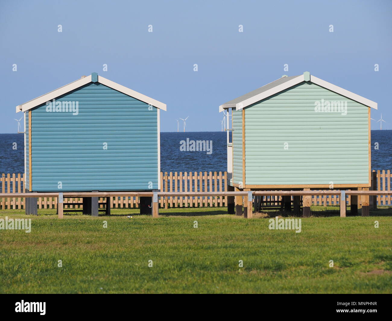 Leysdown on sea, Kent, UK. 19th May, 2018. UK Weather: a sunny and warm day in Leysdown on sea, Kent. Credit: James Bell/Alamy Live News Stock Photo