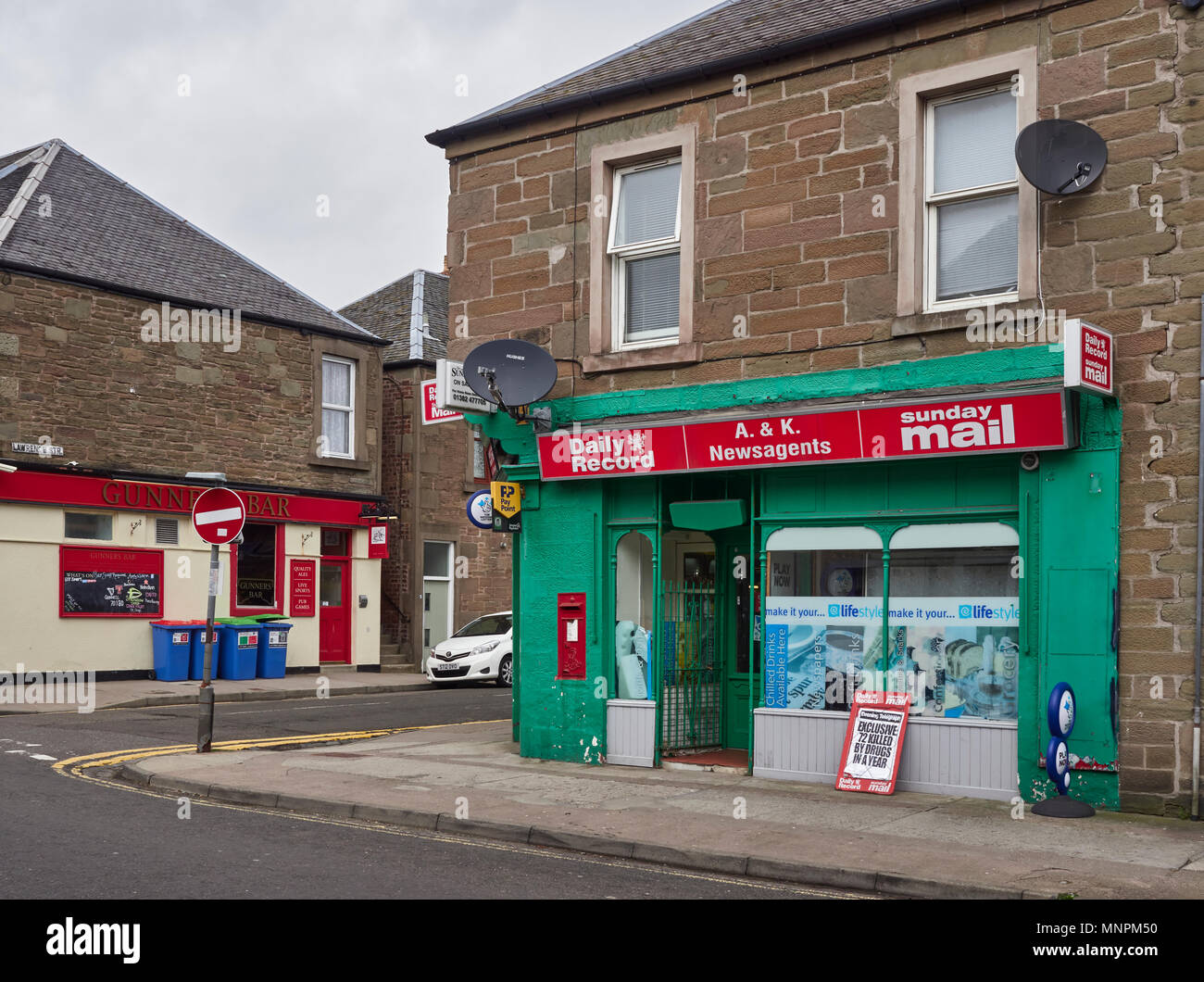 An Old Fashioned corner Shop, now a Newsagents at the junction of Lawrence and King Street in Broughty Ferry, Dundee, Angus, Scotland. Stock Photo