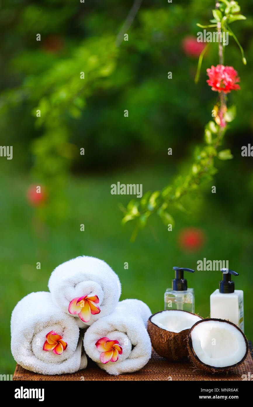 Spa setting hi-res stock photography and images - Alamy