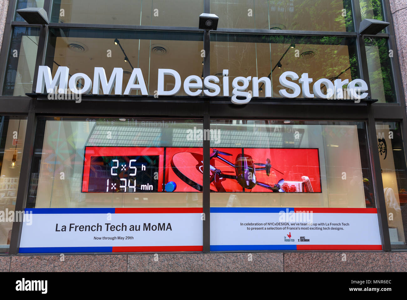 Moma Sign High Resolution Stock Photography and Images - Alamy