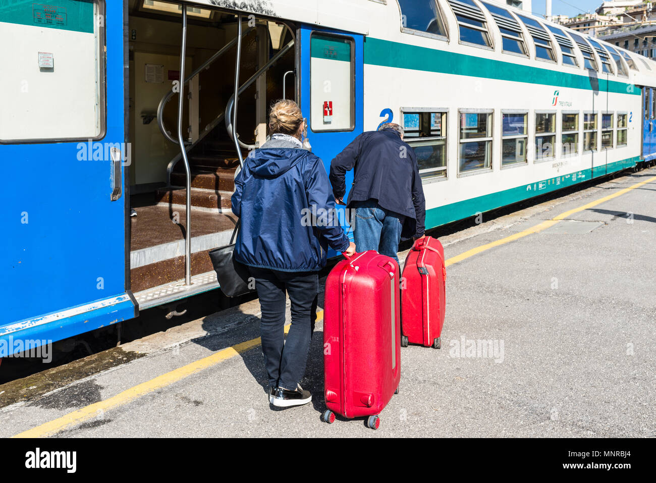trenitalia luggage