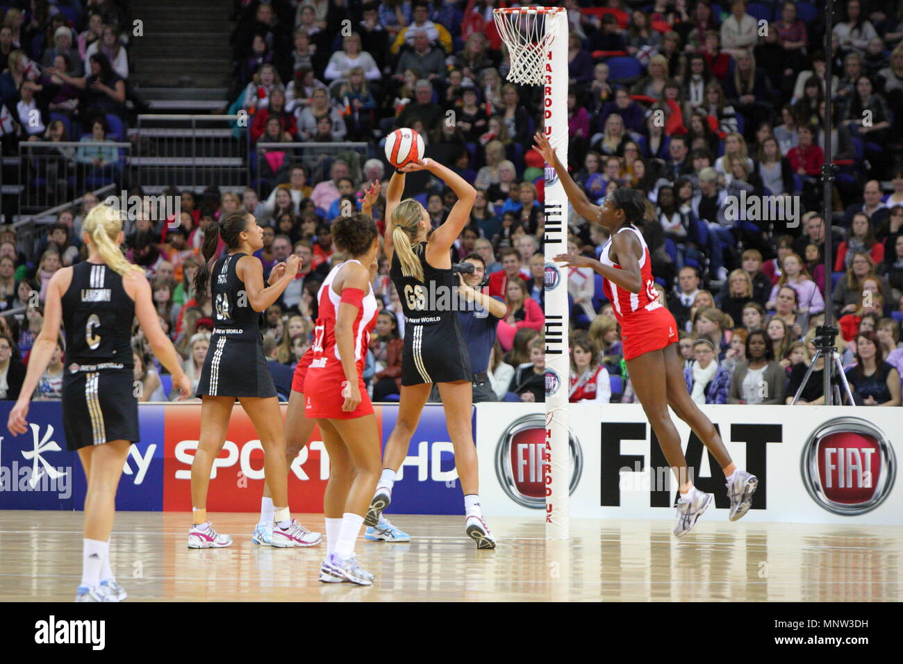 Irene van dyk netball hi-res stock photography and images - Alamy