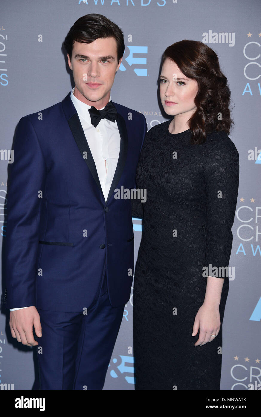 Finn Wittrock, Sarah Roberts   at the 21th Ann. Critics Choice Awards 2016 at the Barker Hangar in Santa Monica. January 17, 2016.Finn Wittrock, Sarah Roberts  ------------- Red Carpet Event, Vertical, USA, Film Industry, Celebrities,  Photography, Bestof, Arts Culture and Entertainment, Topix Celebrities fashion /  Vertical, Best of, Event in Hollywood Life - California,  Red Carpet and backstage, USA, Film Industry, Celebrities,  movie celebrities, TV celebrities, Music celebrities, Photography, Bestof, Arts Culture and Entertainment,  Topix, vertical,  family from from the year , 2016, inqu Stock Photo