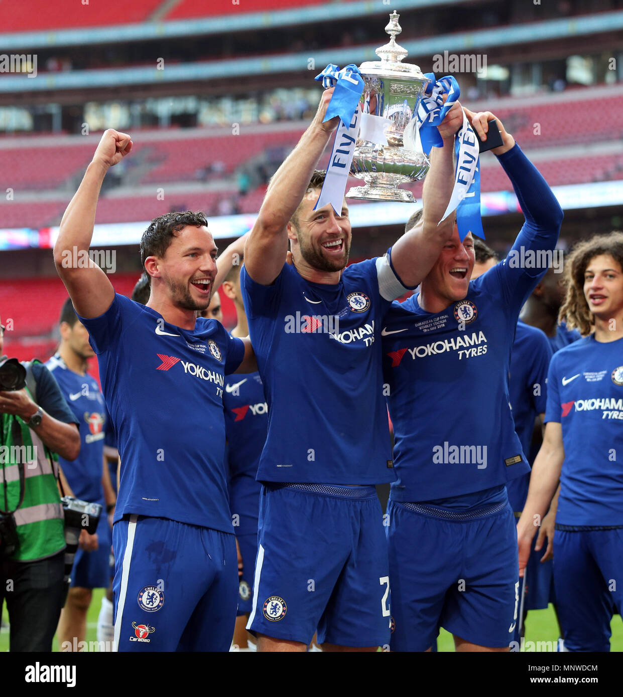 Gary Cahill of Chelsea with the trophy at the end of the FA Cup Final match between Chelsea and Manchester United at Wembley Stadium on May 19th 2018 in London, England. (Photo by Paul Chesterton/phcimages.com) Stock Photo