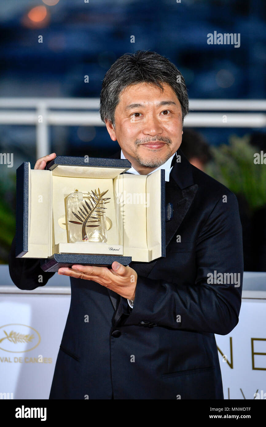 Cannes, France. 19th May, 2018. Japanese director Hirokazu Kore-eda of the  film "Shoplifters" which was awarded the Palme d'Or poses during a  photocall at the 71st Cannes Film Festival in Cannes, France,