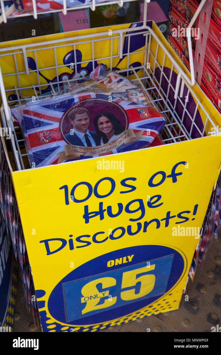 Windsor, UK. 20th May, 2018. Souvenirs of the royal wedding of the Duke and Duchess of Sussex, formerly known as Prince Harry and Meghan Markle, are already being discounted in gift shops in Windsor. Credit: Mark Kerrison/Alamy Live News Stock Photo