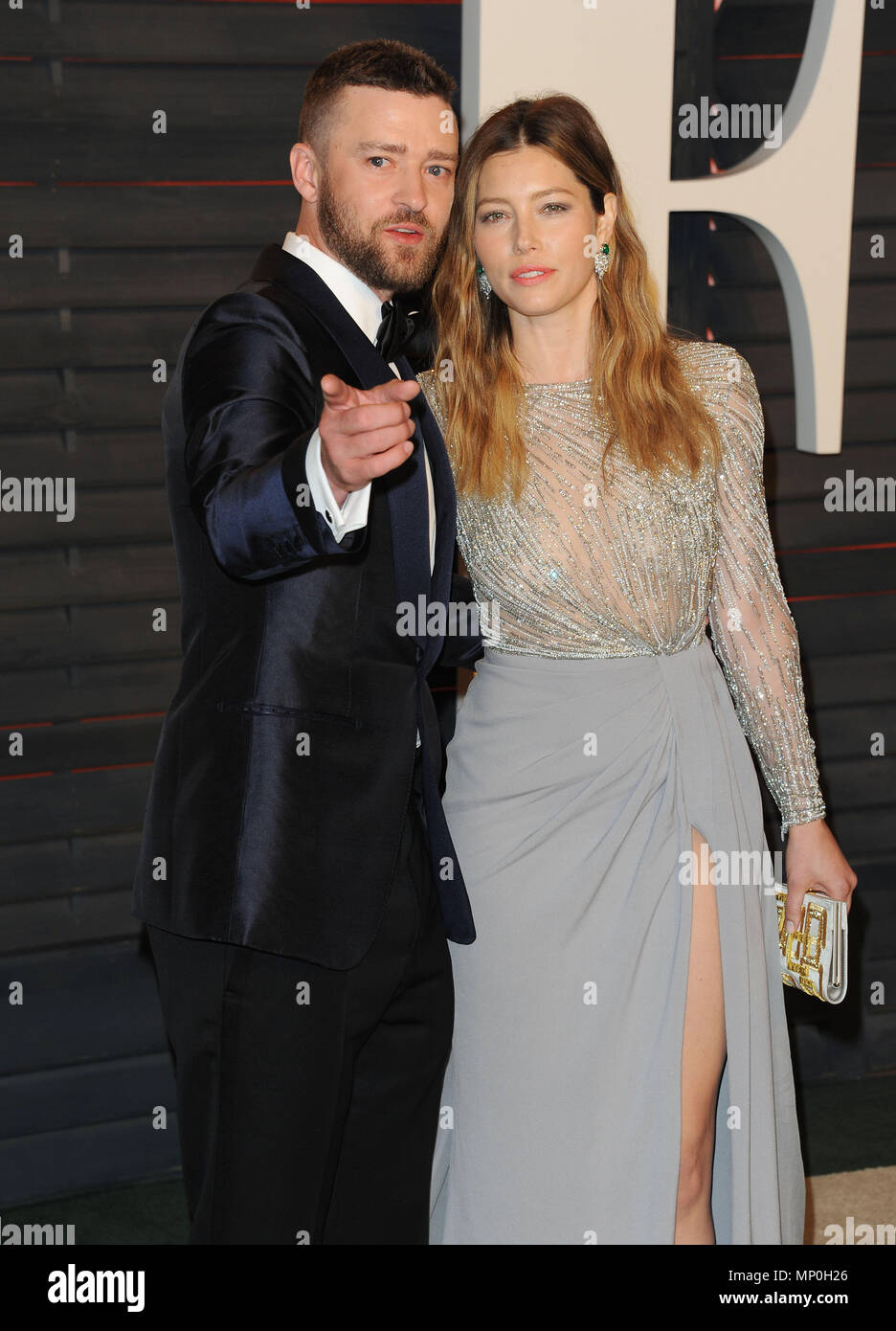 Justin Timberlake, Jessica Biel 310 arriving at the Vanity Fair's Oscar