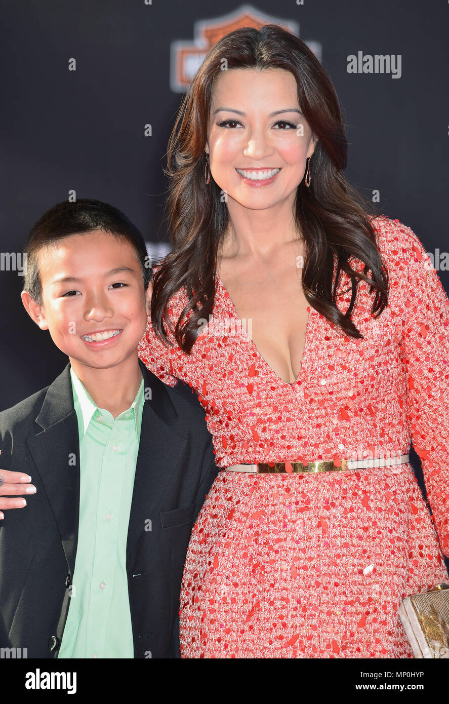 Ming na wen and son 002 red carpet event hi-res stock photography and