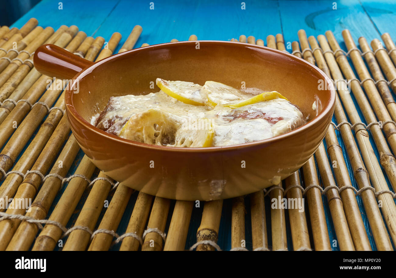 Veal Scallopini Piccata Veal escalope, Italian dish Stock Photo Alamy