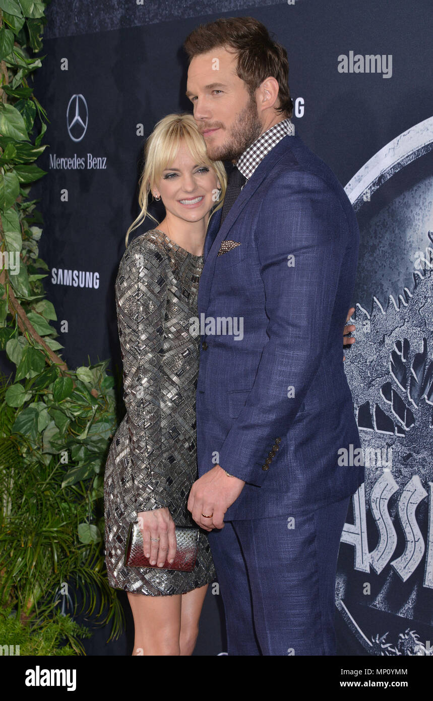 Anna Faris and Chris Pratt 099 at the Jurassic World Premiere at the Hollywood and Highland, Dolby Theatre in Los Angeles.. June, 9, 2015.Anna Faris and Chris Pratt 099 ------------- Red Carpet Event, Vertical, USA, Film Industry, Celebrities,  Photography, Bestof, Arts Culture and Entertainment, Topix Celebrities fashion /  Vertical, Best of, Event in Hollywood Life - California,  Red Carpet and backstage, USA, Film Industry, Celebrities,  movie celebrities, TV celebrities, Music celebrities, Photography, Bestof, Arts Culture and Entertainment,  Topix, vertical,  family from from the year , 2 Stock Photo