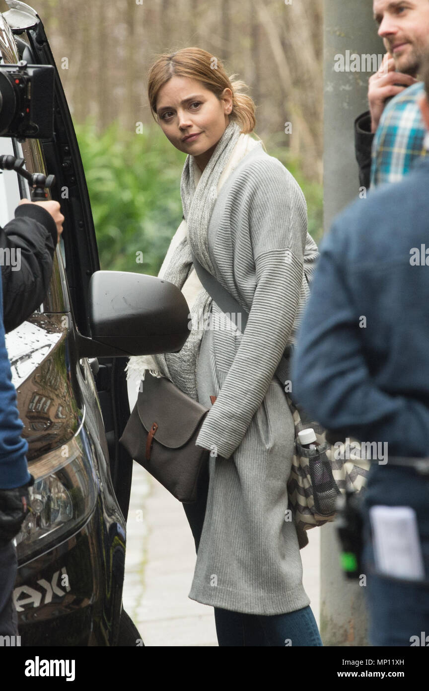 Actress Jenna Coleman is spotted filming TV series 'The Cry' in Glasgow  Featuring: Jenna Coleman Where: Glasgow, United Kingdom When: 19 Apr 2018 Credit: Euan Cherry/WENN Stock Photo