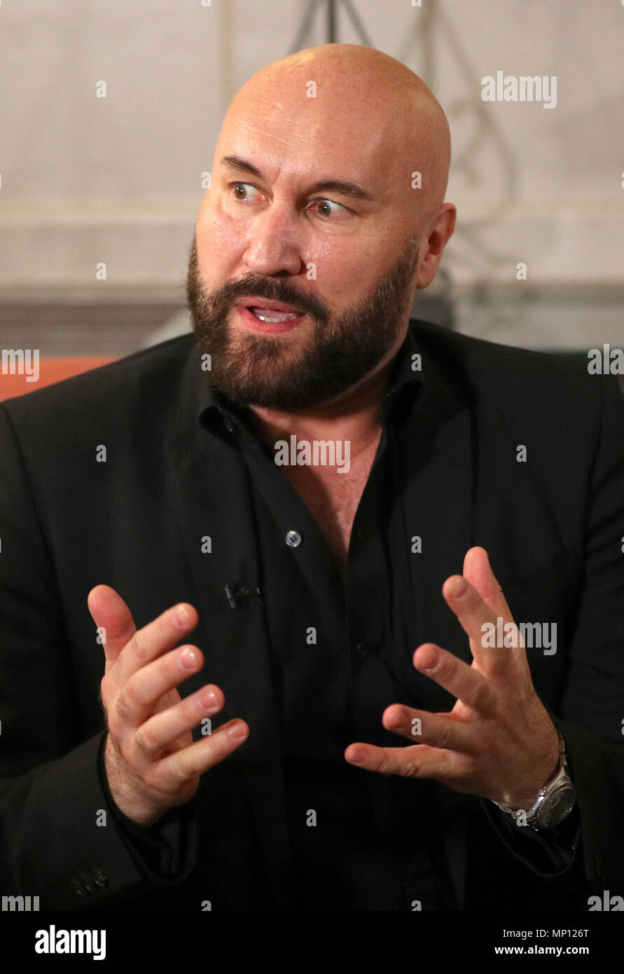 Hair Stylist Serge Normant Who Styled Meghan Markle S Hair For