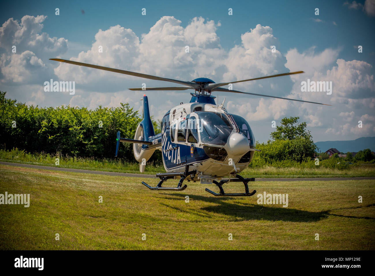 Twin engine airbus ec135 helicopter hi-res stock photography and images ...