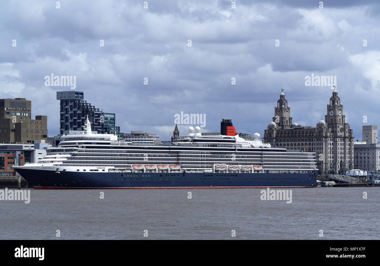 Cruise Liner Captain High Resolution Stock Photography And Images Alamy