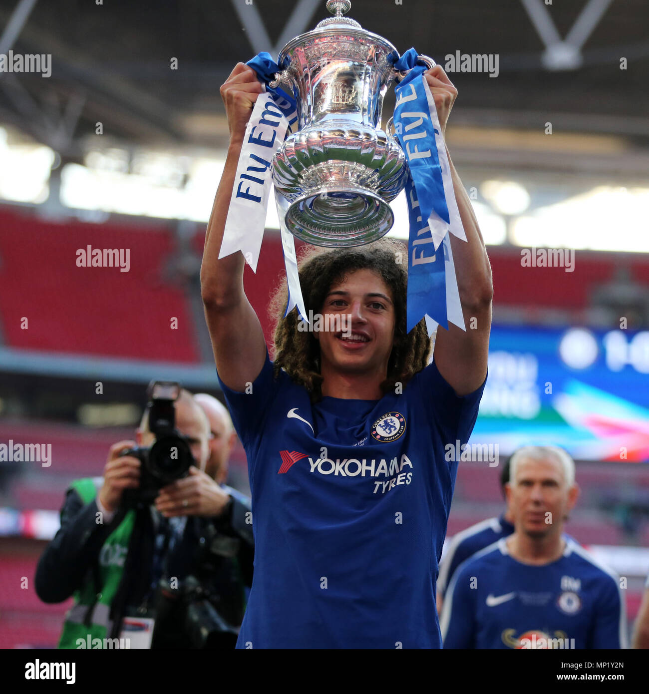 View Chelsea Vs Man United Trophies Pictures