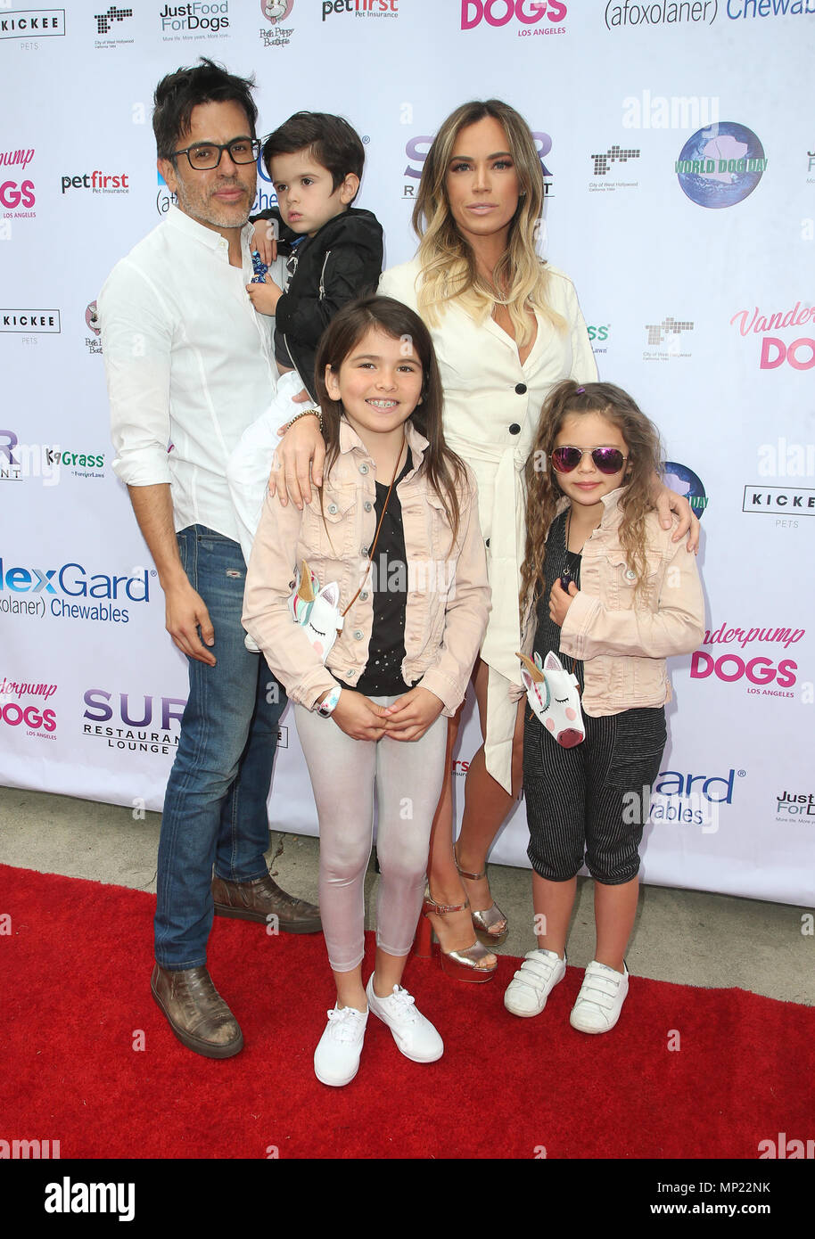 West Hollywood Ca Usa 19th May 18 19 May 18 West Hollywood California Teddi Jo Mellencamp Husband Edwin Arroyave And Their Children Lisa Vanderpump And The Vanderpump Dog Foundation S 3rd