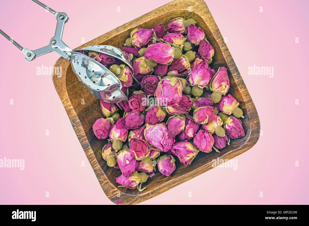 Dry rose buds for tea and dried and dried in hibiscus sugar. Chinese