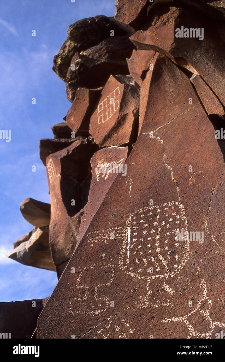 Petrogylphs in the Mojave Desert in California Stock Photo