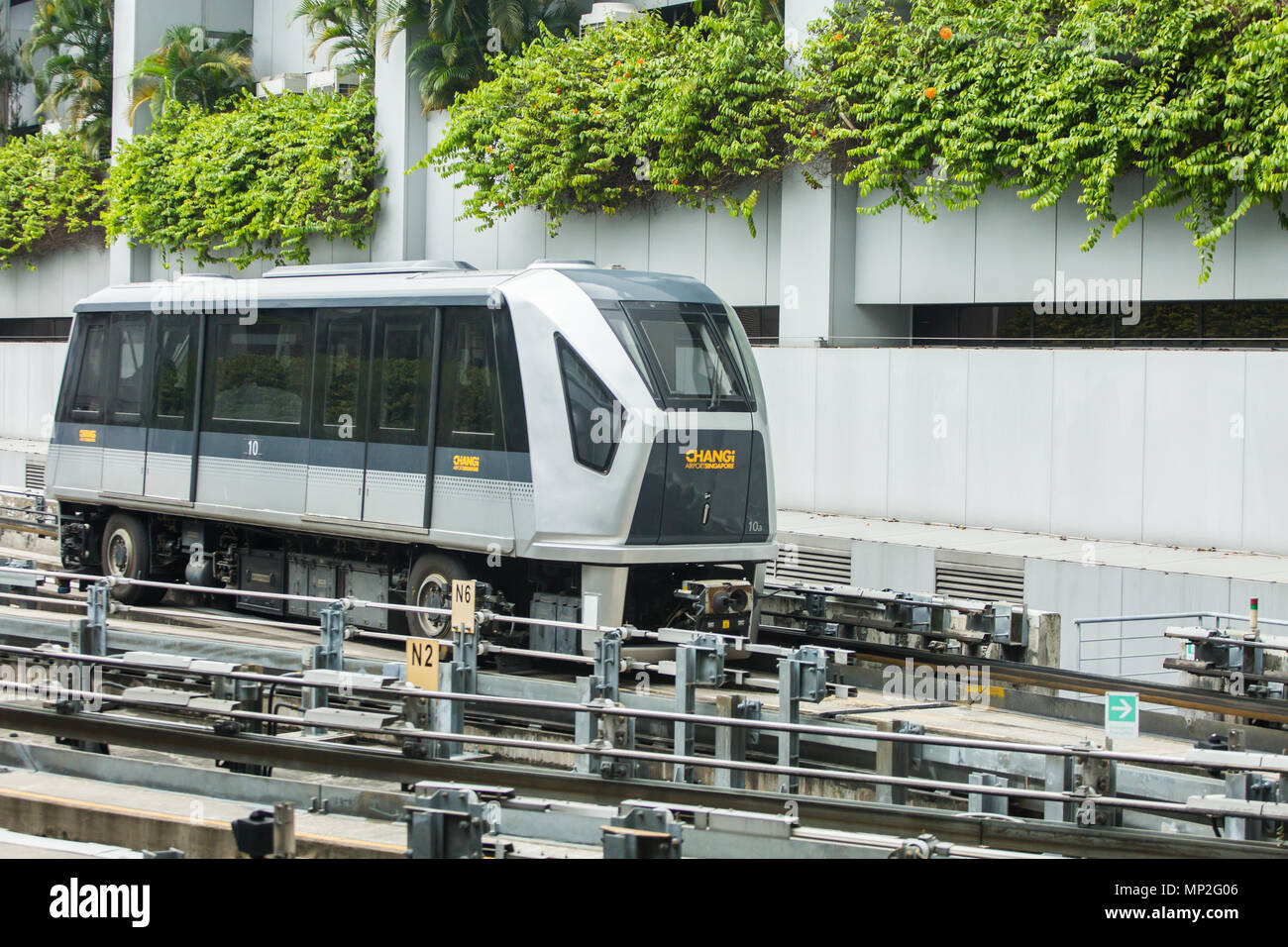 Changi Airport Skytrain Resumes With On-Call Services Between Terminal 1  And Terminal 3 (Public Area) • RailTravel Station