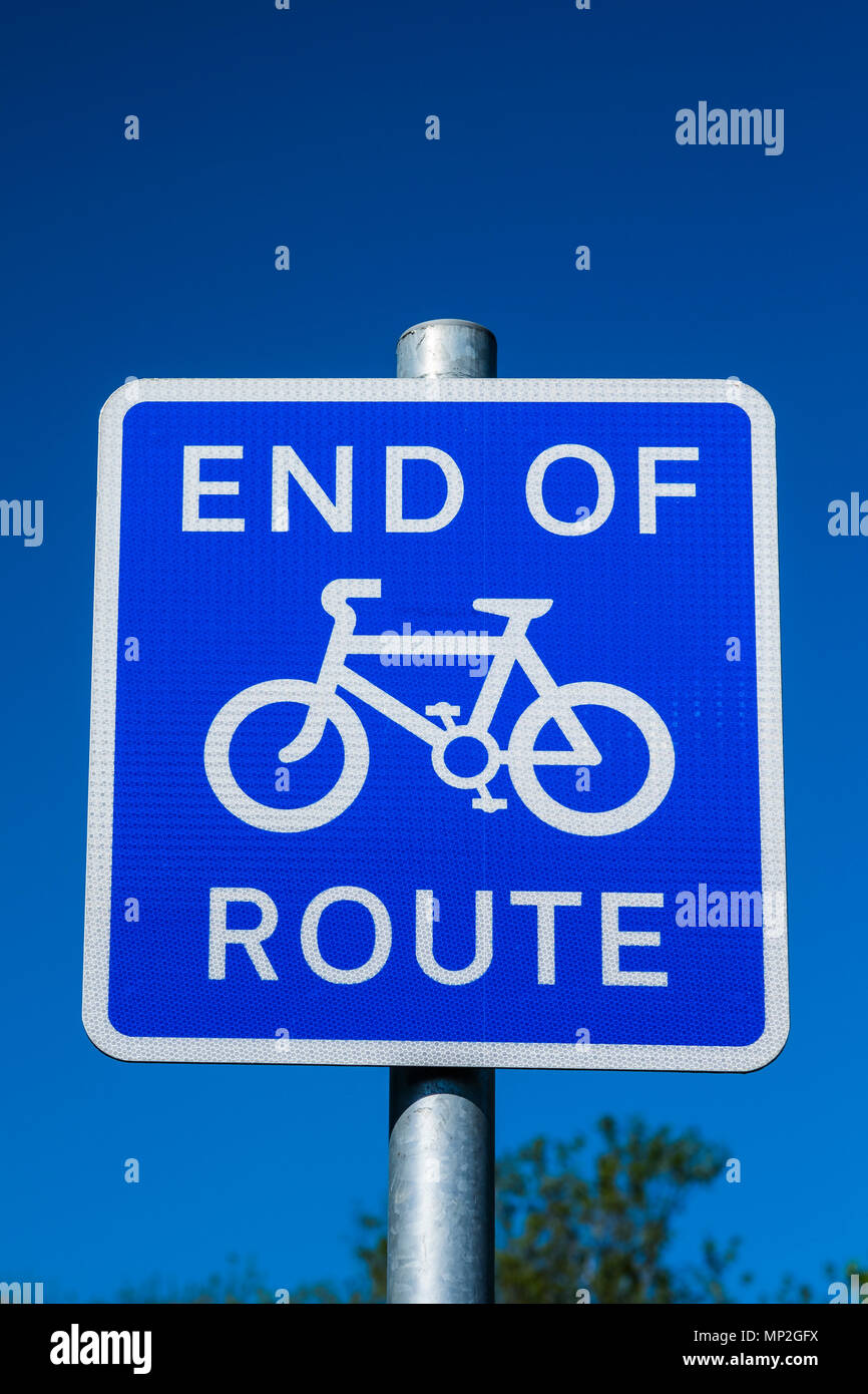 End of cycle route sign, Watford, Hertfordshire, England, U.K. Stock Photo