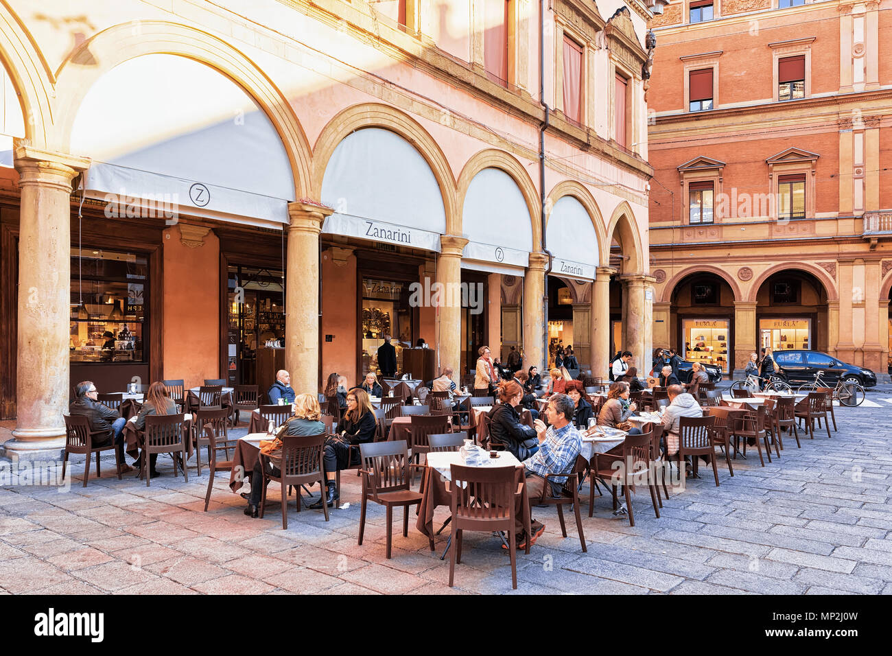 Bologna Italy October 21 2016 People At Street Cafe On Piazza Galvani In Bologna Emilia Romagna Italy Stock Photo Alamy