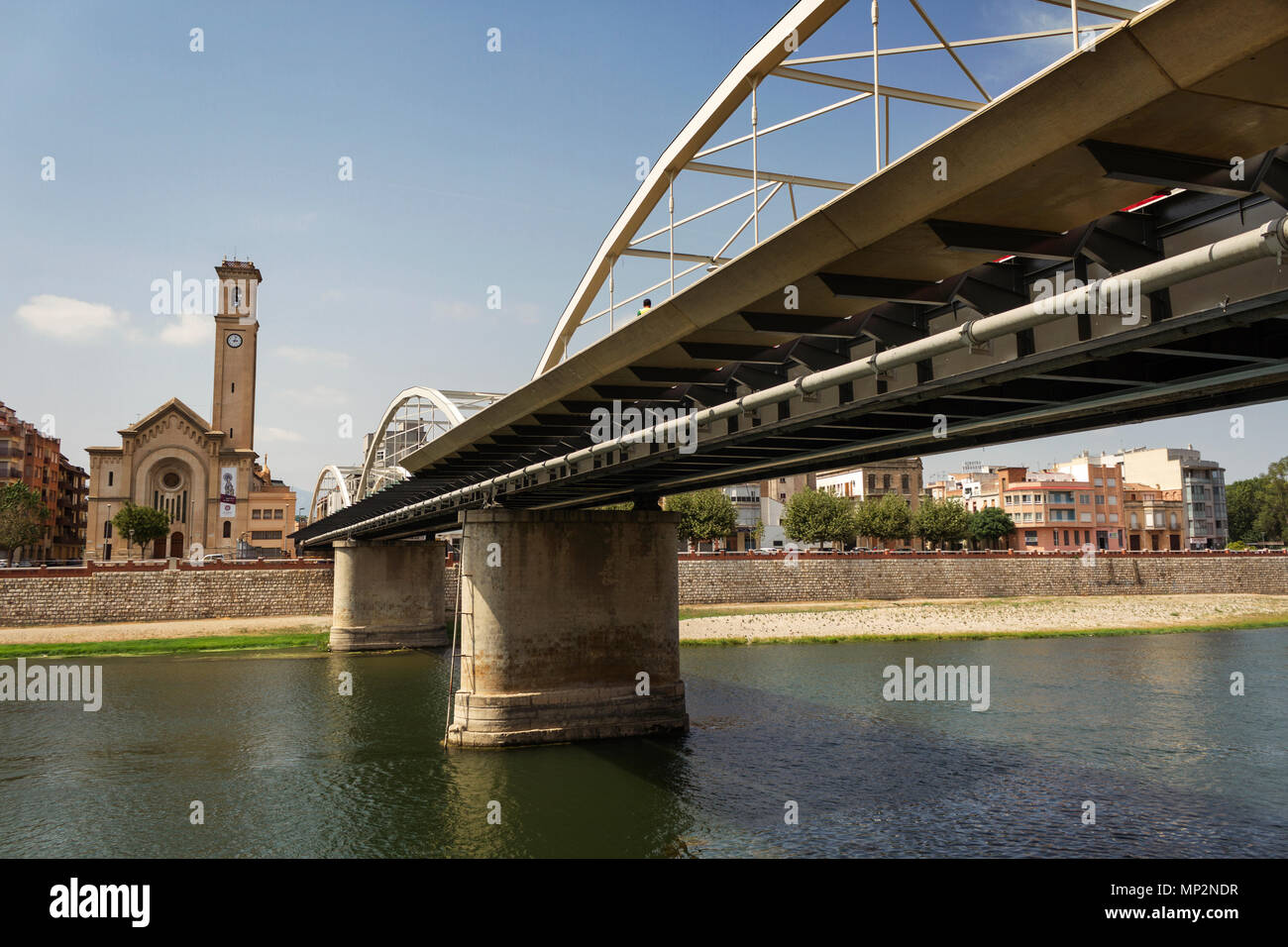 River Ebro. Tortosa. Pont de l'Estat. Church del Roser Stock Photo Alamy
