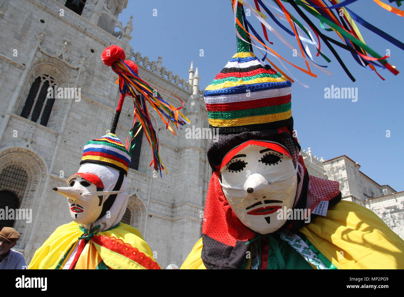 Portugal. 19th May, 2018. The parade off the Lisbon Internacional Mask  festival 2018 with masks off 33 places with these ancestral tradition.  Credit: Mercedes Menendez/Pacific Press/Alamy Live News Stock Photo - Alamy