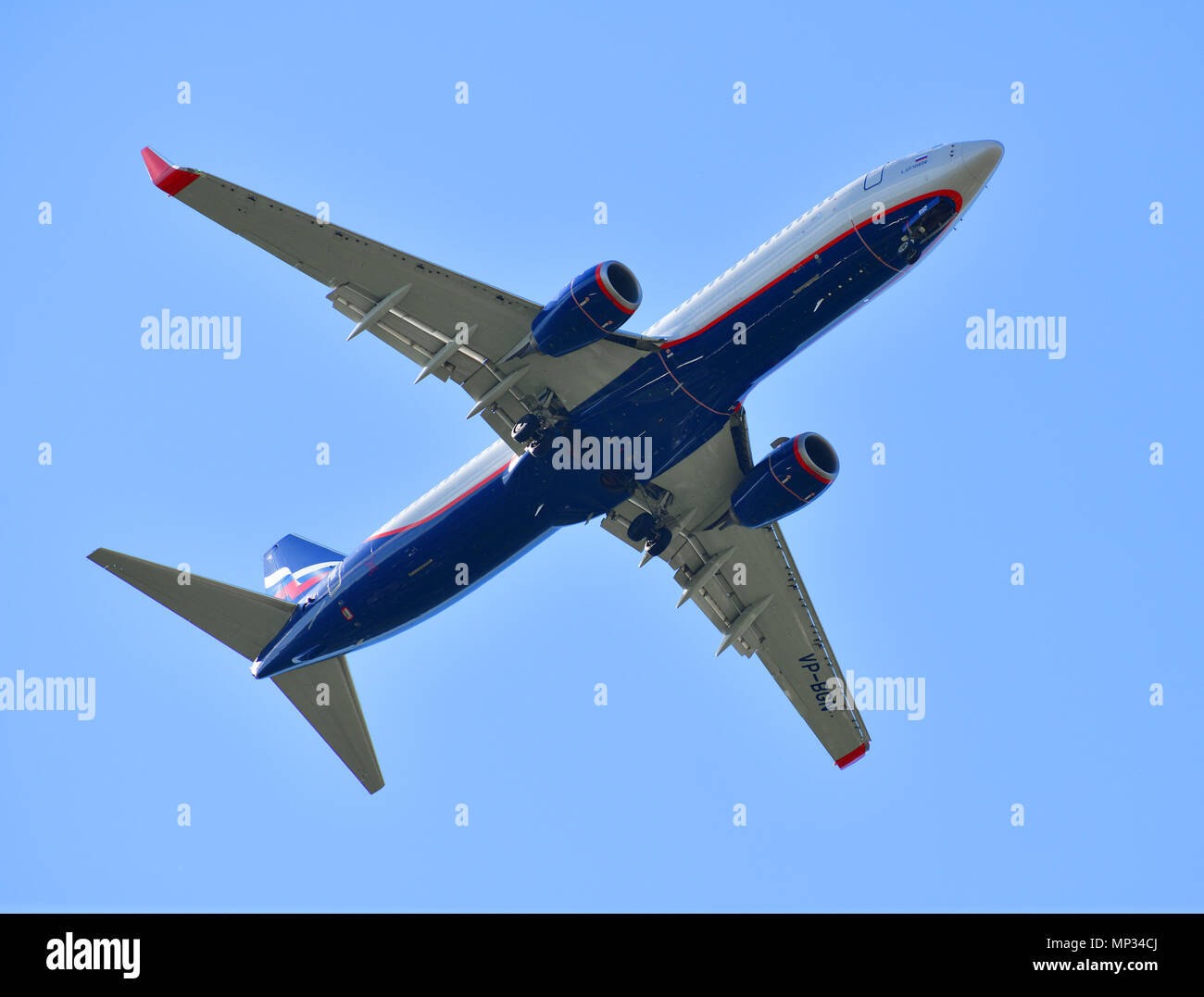 Number 737 hi-res stock photography and images - Alamy